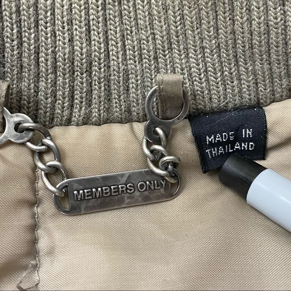 Vintage Members Only Men’s Quilt Lined Tan Cafe Racer Bomber Jacket Size Large - Picture 11 of 13